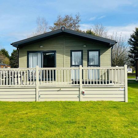 Audley Lodge With Hot Tub York Exterior foto