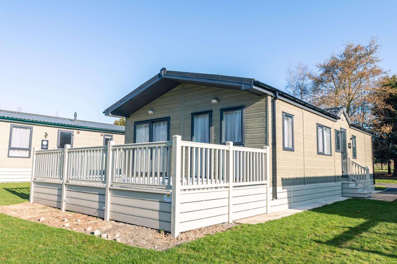 Audley Lodge With Hot Tub York Exterior foto