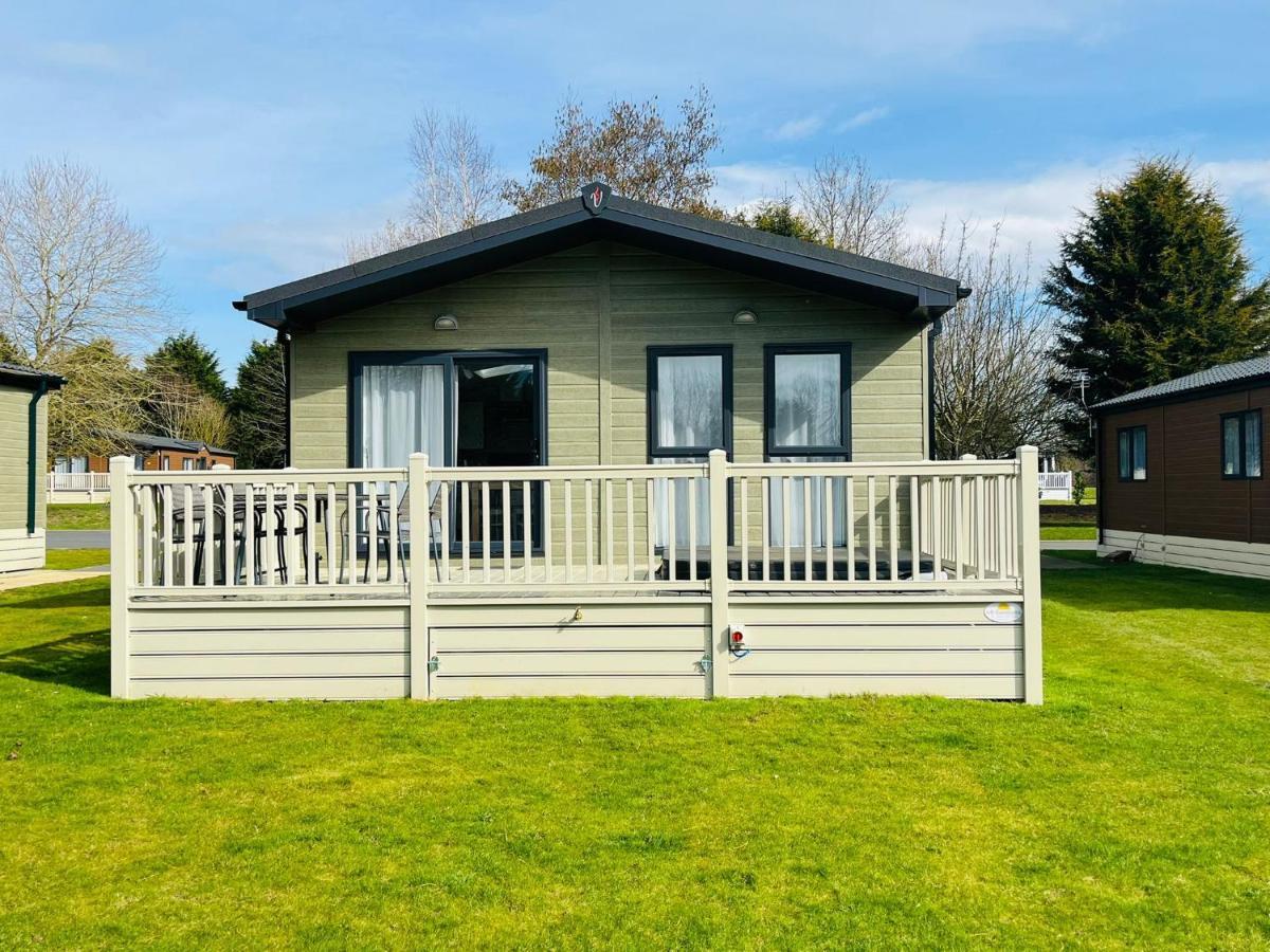 Audley Lodge With Hot Tub York Exterior foto